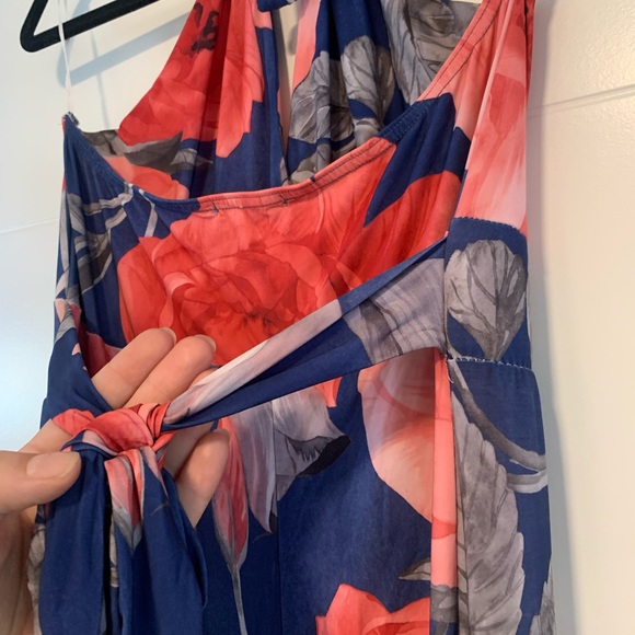 Quiz | Floral Halter Maxi Dress - Picture 9 of 14